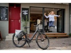 Coboc Kallio CMF, District Red/rooftop Red, Gloss 11 Coboc Kallio CMF, District Red/rooftop Red, Gloss -Fahrrad Markt 46c1e3cc f890 4863 ad7d f5ebd7f4ef8b