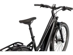 Specialized Turbo Vado 4.0 Step-Through, Cast Black/silver Reflective -Fahrrad Markt 7779be2c ff16 4aff b6a8 c60e4d5cc7d5