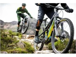 Endura MT500 Lite Knieprotektor, Schwarz -Fahrrad Markt ea1c0454 7621 456f 9885 a17338f40f3d